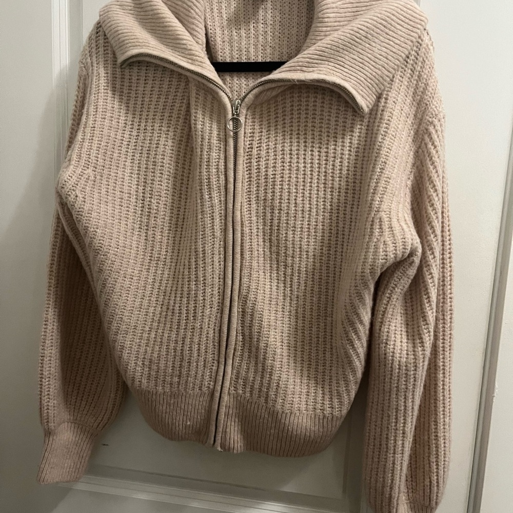 Women's Cream Sweater